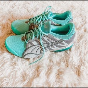 Teal Puma Sneakers